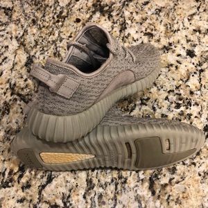 Yeezy moonrock size 8 aq2660 used